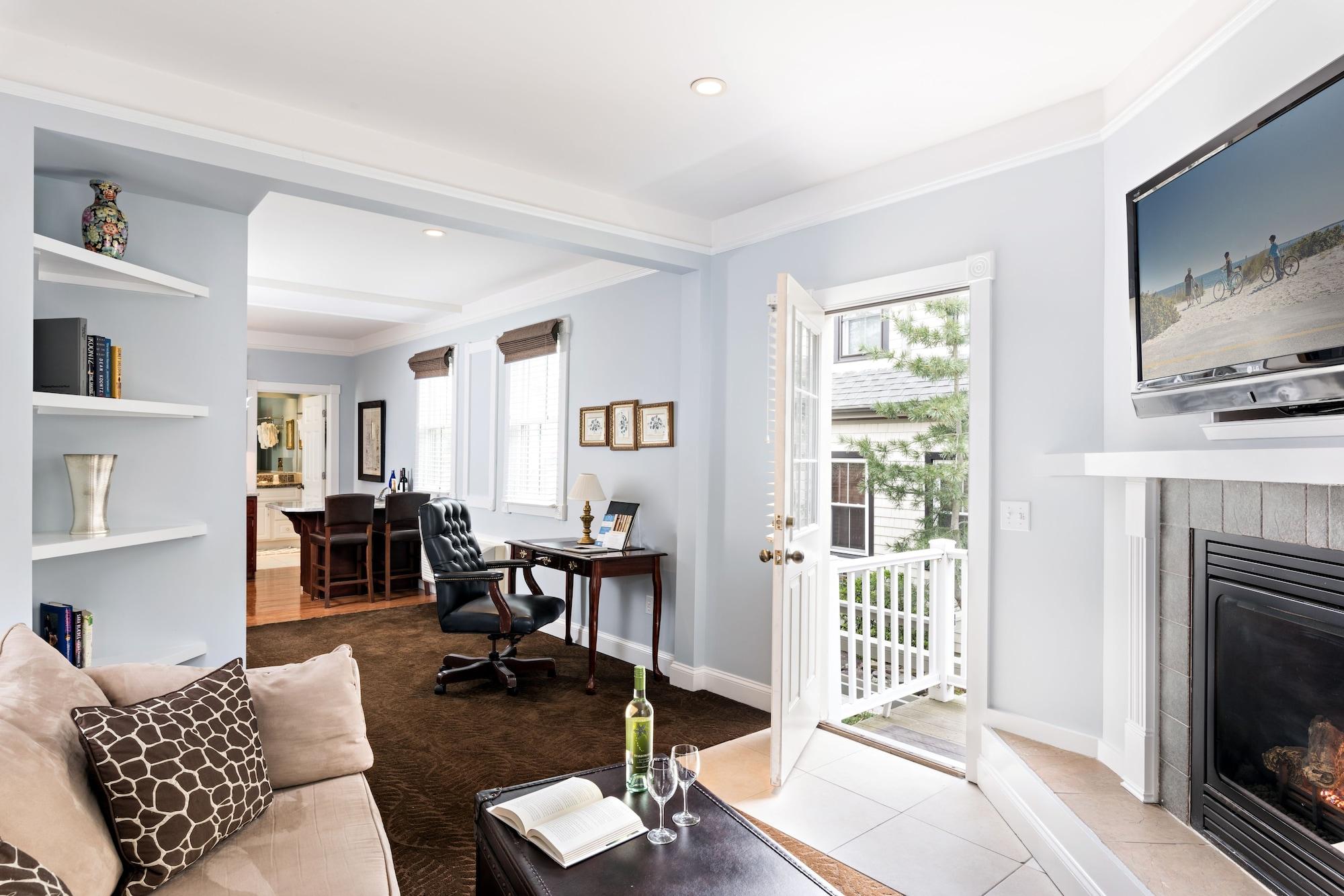 Crowne Pointe Historic Inn Adults Only Провинстаун Экстерьер фото