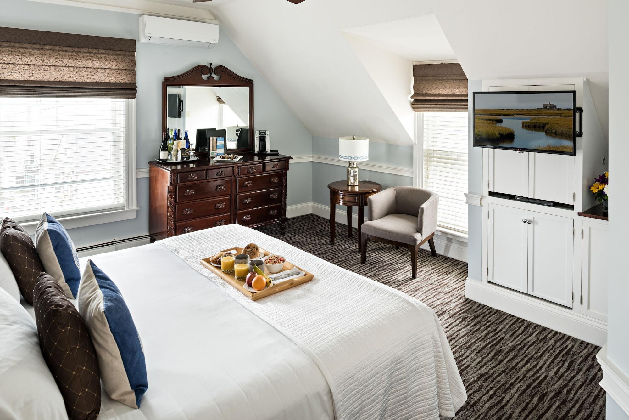 Crowne Pointe Historic Inn Adults Only Провинстаун Экстерьер фото