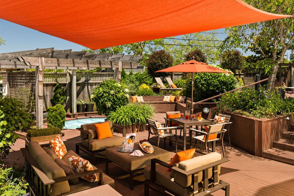 Crowne Pointe Historic Inn Adults Only Провинстаун Экстерьер фото